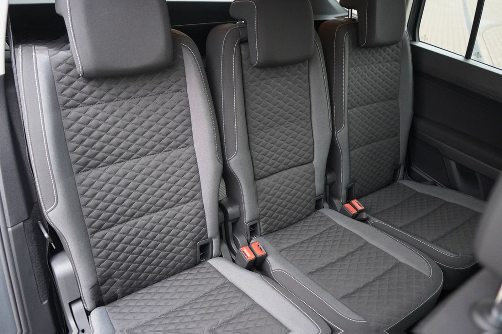 Volkswagen Touran 1.4 TSI Join LED Navi Sitzheizung ACC PDC foto 35