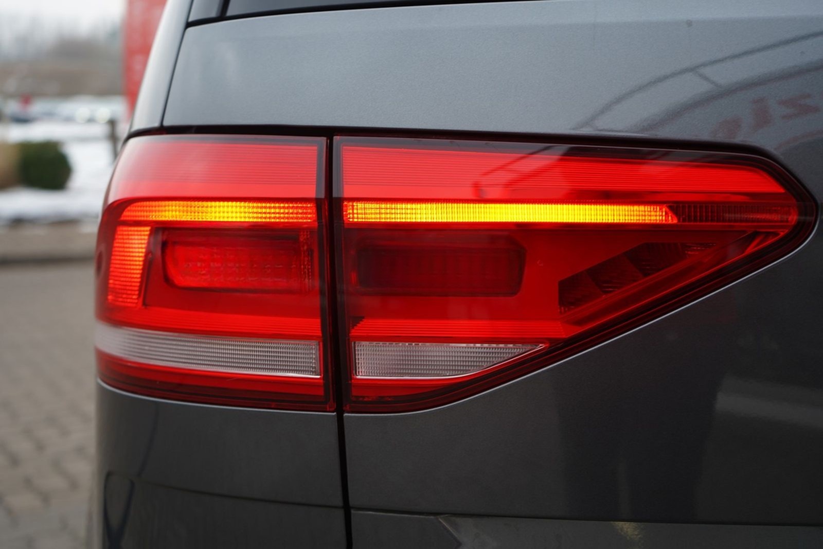 Volkswagen Touran 1.4 TSI Join LED Navi Sitzheizung ACC PDC foto 40
