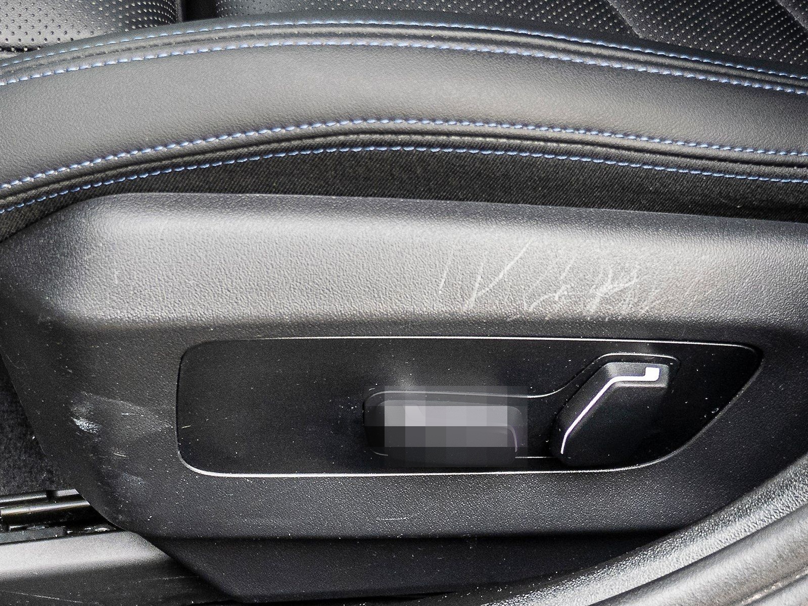 BMW 520i Aut Lim M Sportpaket AdaptLED SH Kamera foto 15