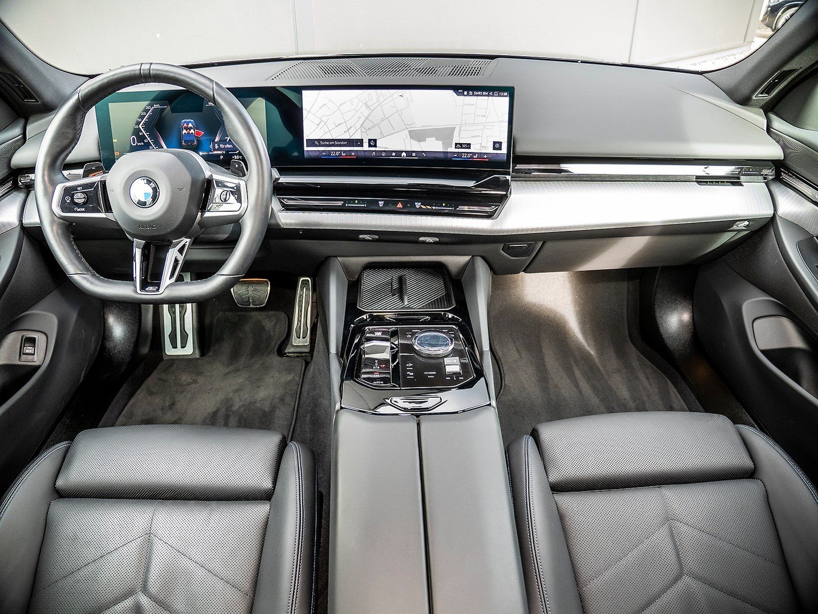 BMW 520i Aut Lim M Sportpaket AdaptLED SH Kamera foto 5