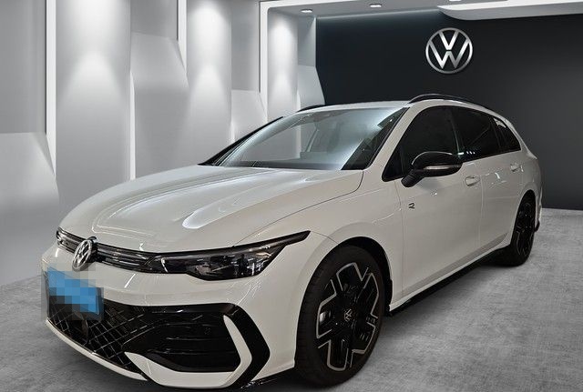 Volkswagen Golf VIII Variant 1.5eTSI DSG R-Line AHK IQ LED  foto 2