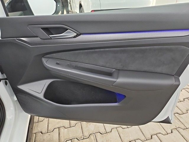 Volkswagen Golf VIII Variant 1.5eTSI DSG R-Line AHK IQ LED  foto 18