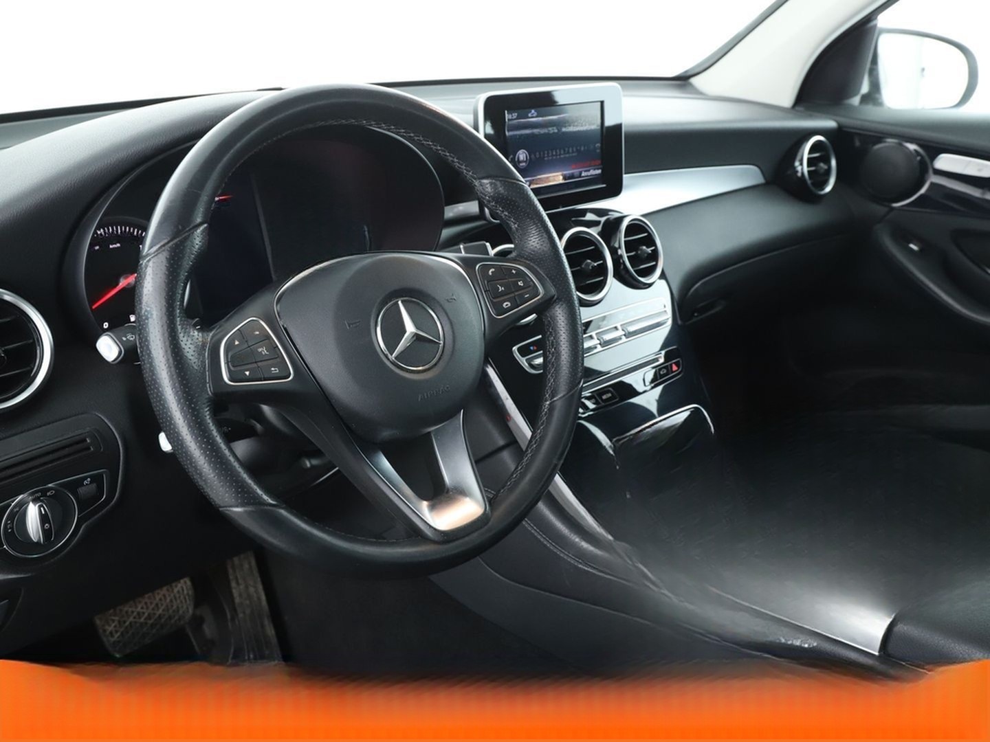 Mercedes-Benz GLC 250 4Matic Aut.*NAVI*LED*TEMPO*PDC* foto 11