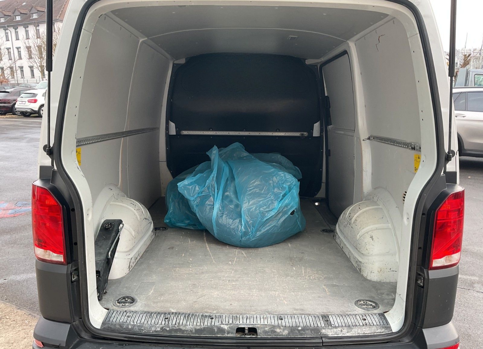 Volkswagen T6.1 Transporter 2.0 TDI AHK 3.sitzer TÜV Neu foto 10