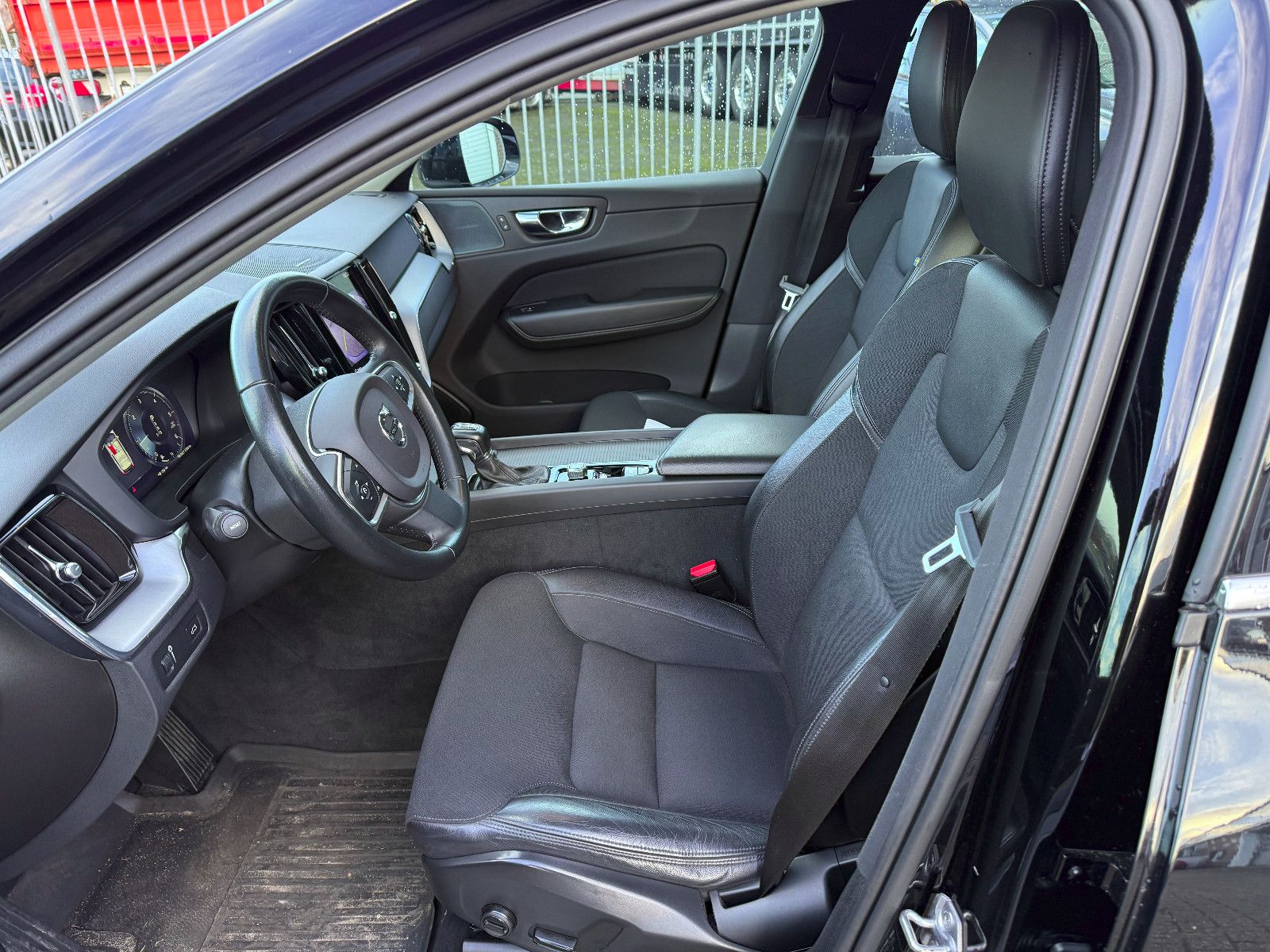 Volvo XC60 LED/AHK/360°/NAVI/PSD foto 5