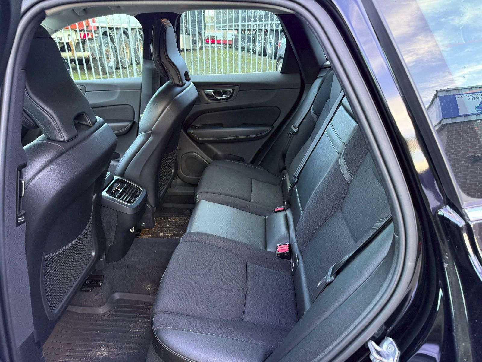 Volvo XC60 LED/AHK/360°/NAVI/PSD foto 6