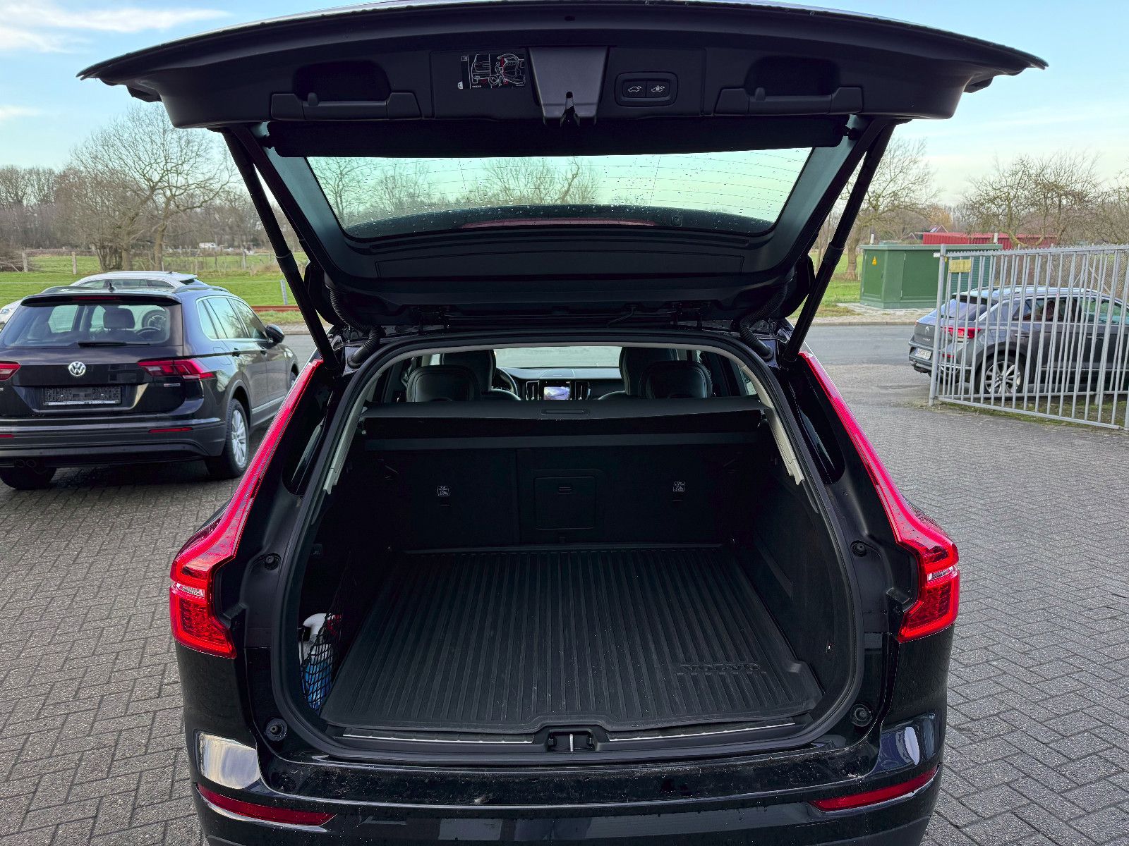 Volvo XC60 LED/AHK/360°/NAVI/PSD foto 7