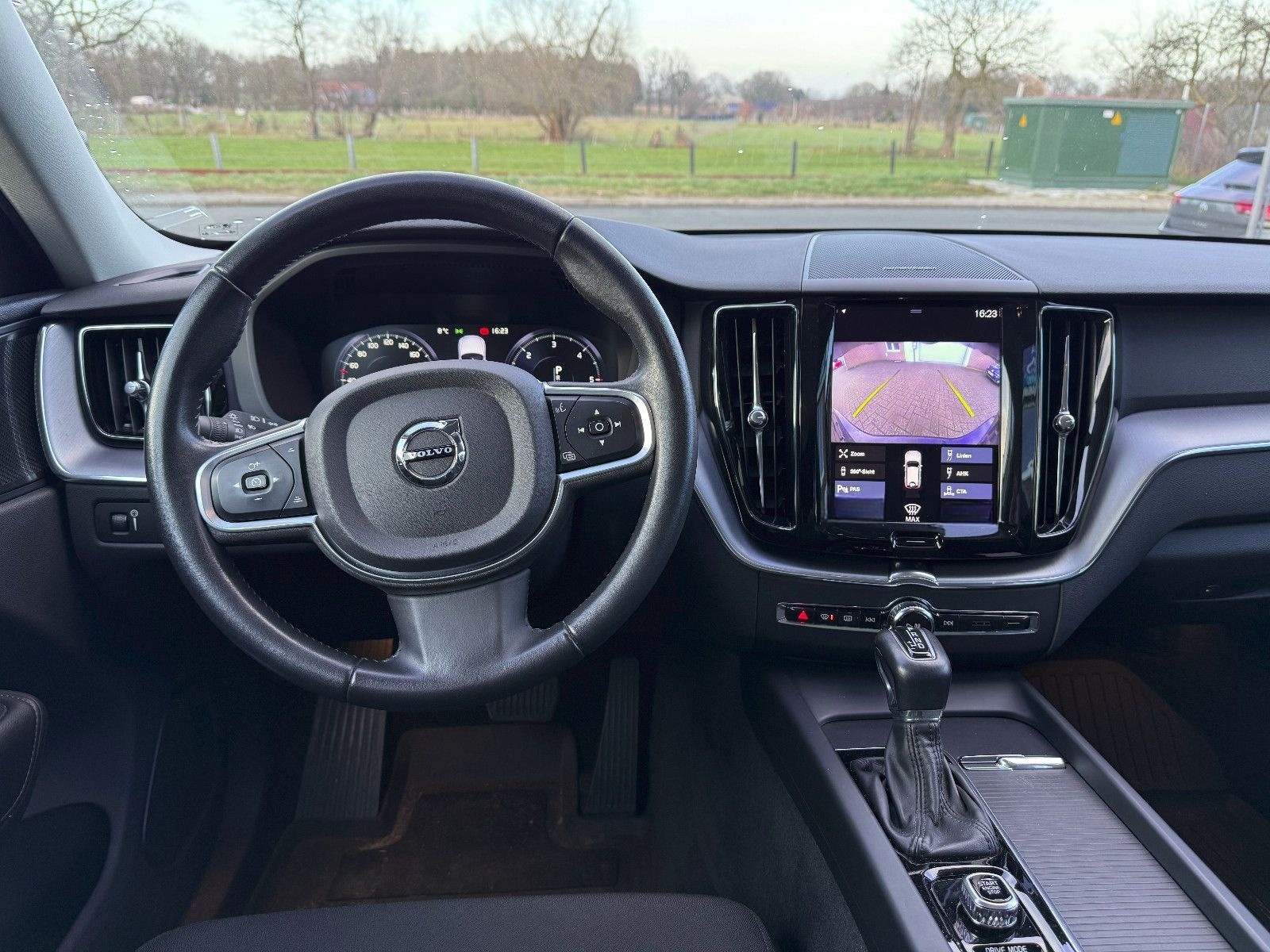 Volvo XC60 LED/AHK/360°/NAVI/PSD foto 8