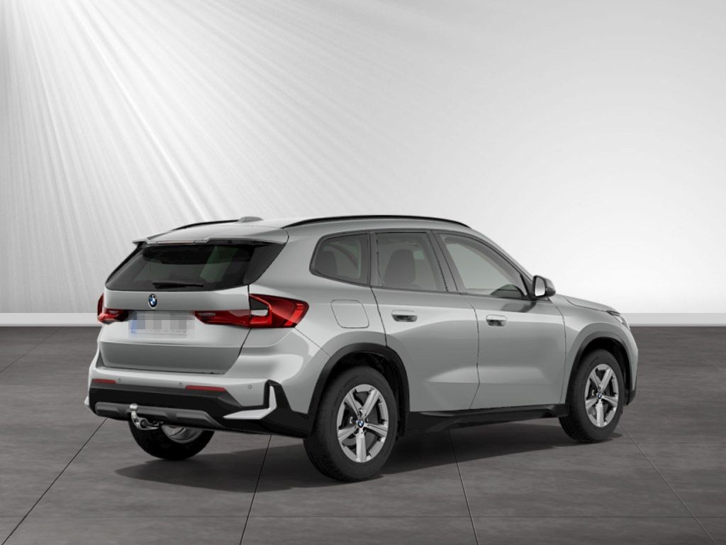 BMW X1 sDrive20i Anhängerk.|ParkingAssistant|17"LMR foto 2