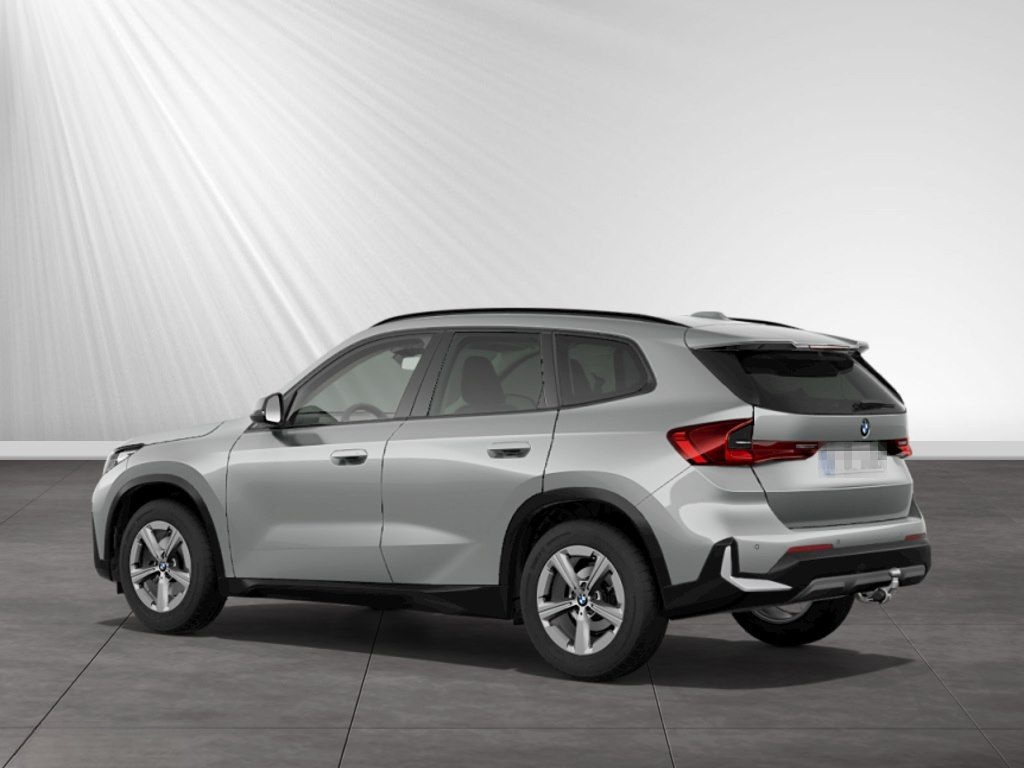 BMW X1 sDrive20i Anhängerk.|ParkingAssistant|17"LMR foto 7