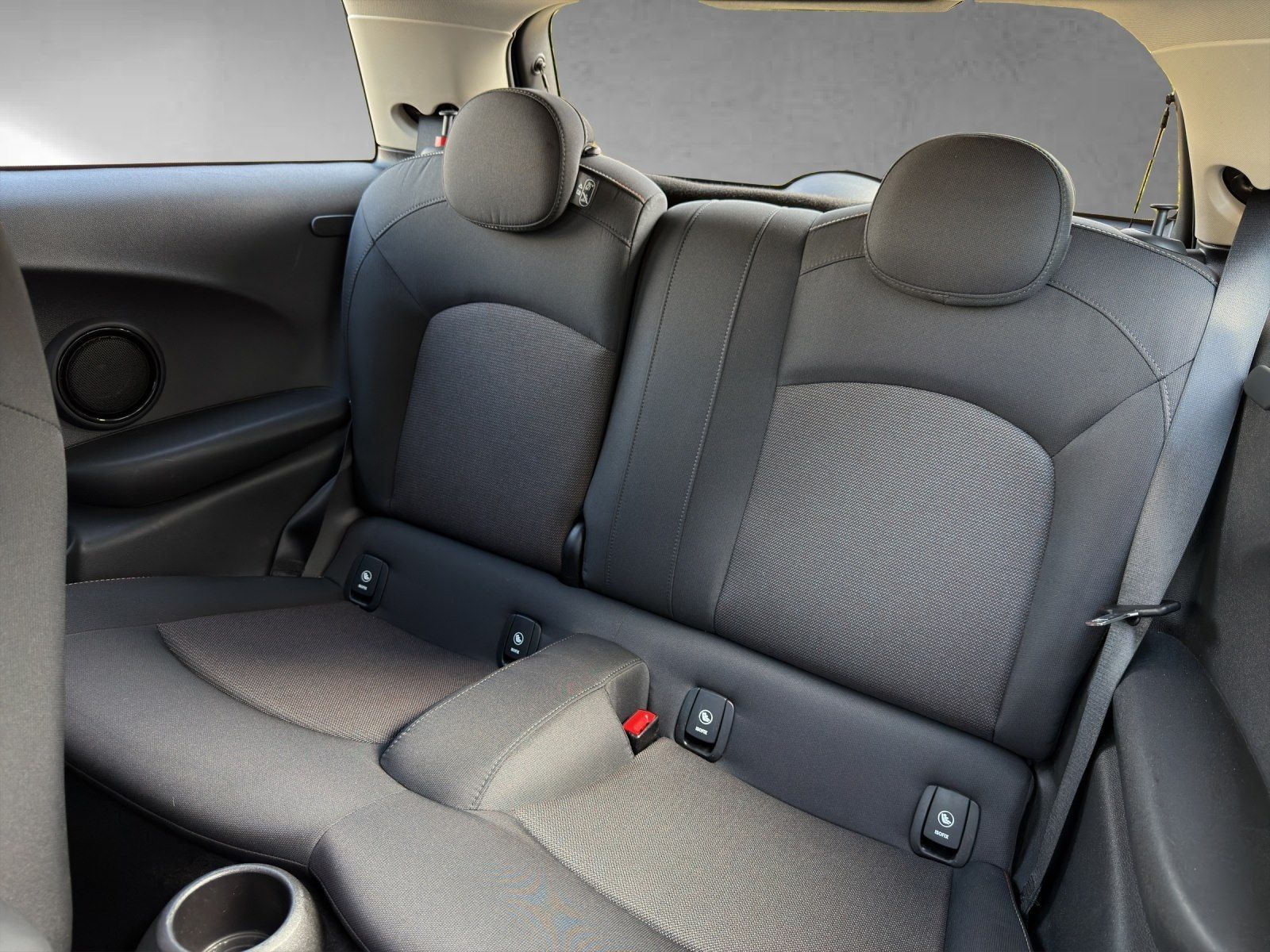 MINI Cooper 3-Türer Pepper Navi 16" Parkassistent foto 11