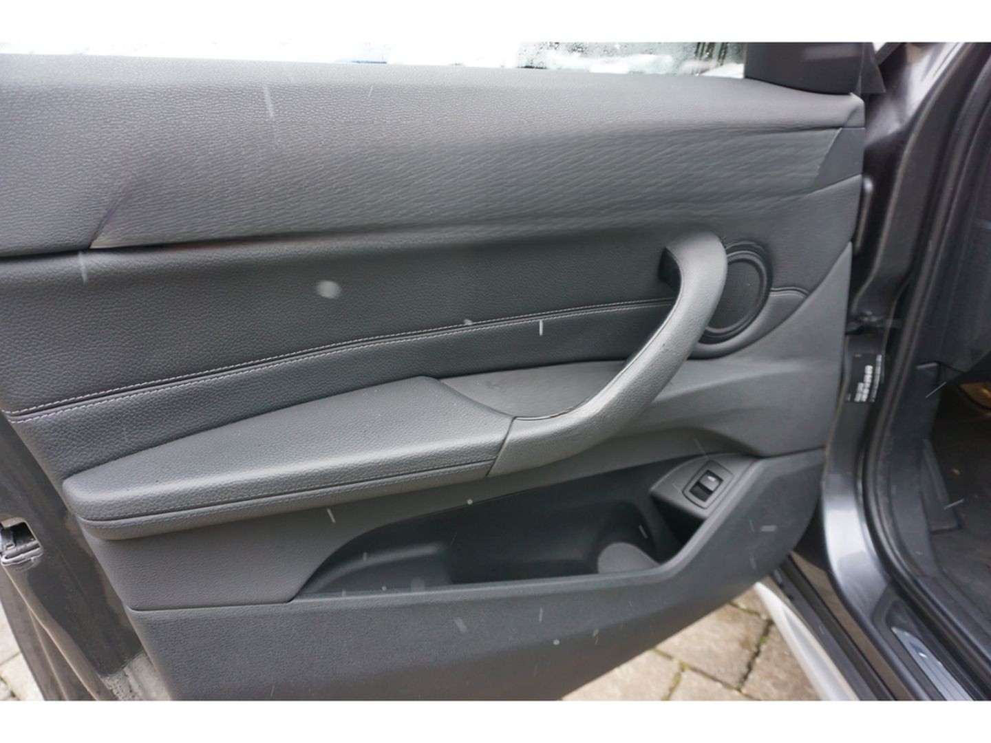 BMW X1 xDrive20i xLine Aut. Navi LED SHZ HiFi el.Hec foto 11