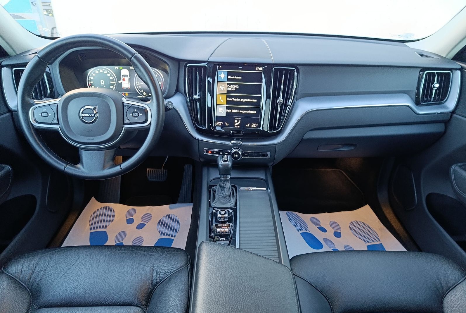 Volvo XC60 Momentum AWD Leder Navi Led Kamera AHK PDC foto 15