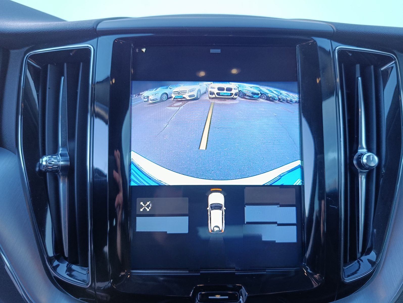 Volvo XC60 Momentum AWD Leder Navi Led Kamera AHK PDC foto 18