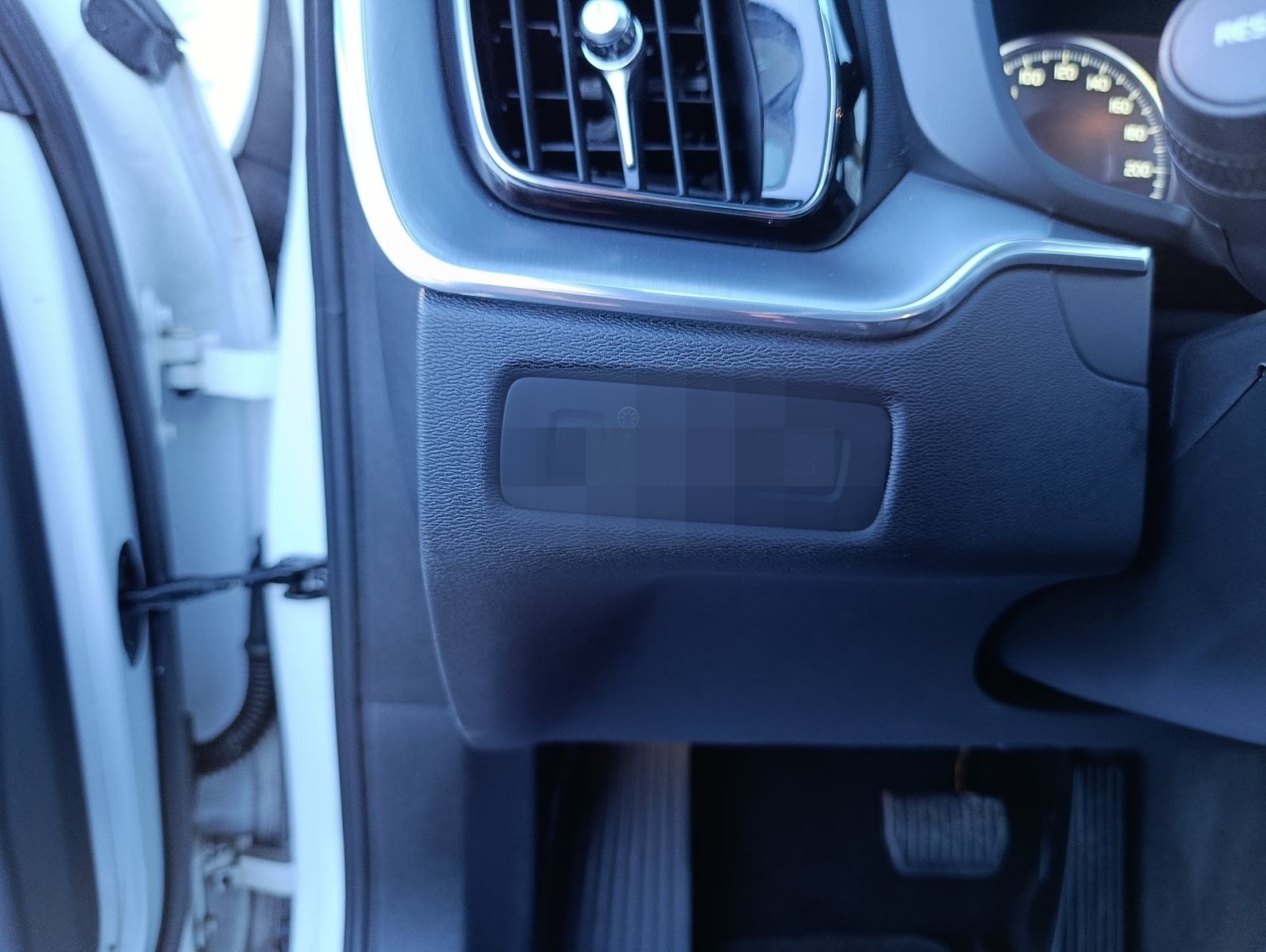 Volvo XC60 Momentum AWD Leder Navi Led Kamera AHK PDC foto 25