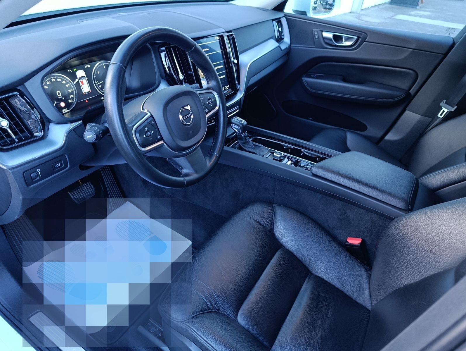 Volvo XC60 Momentum AWD Leder Navi Led Kamera AHK PDC foto 10