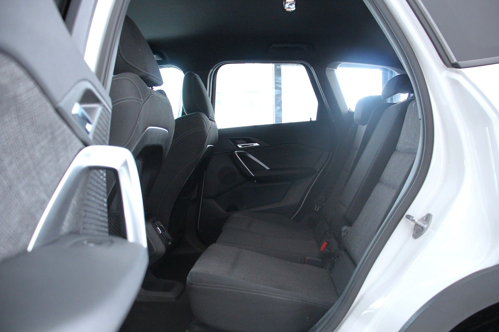 BMW X1 sDrive18d (U11) *A-LED*Kamera*SHZ*Keyless foto 12