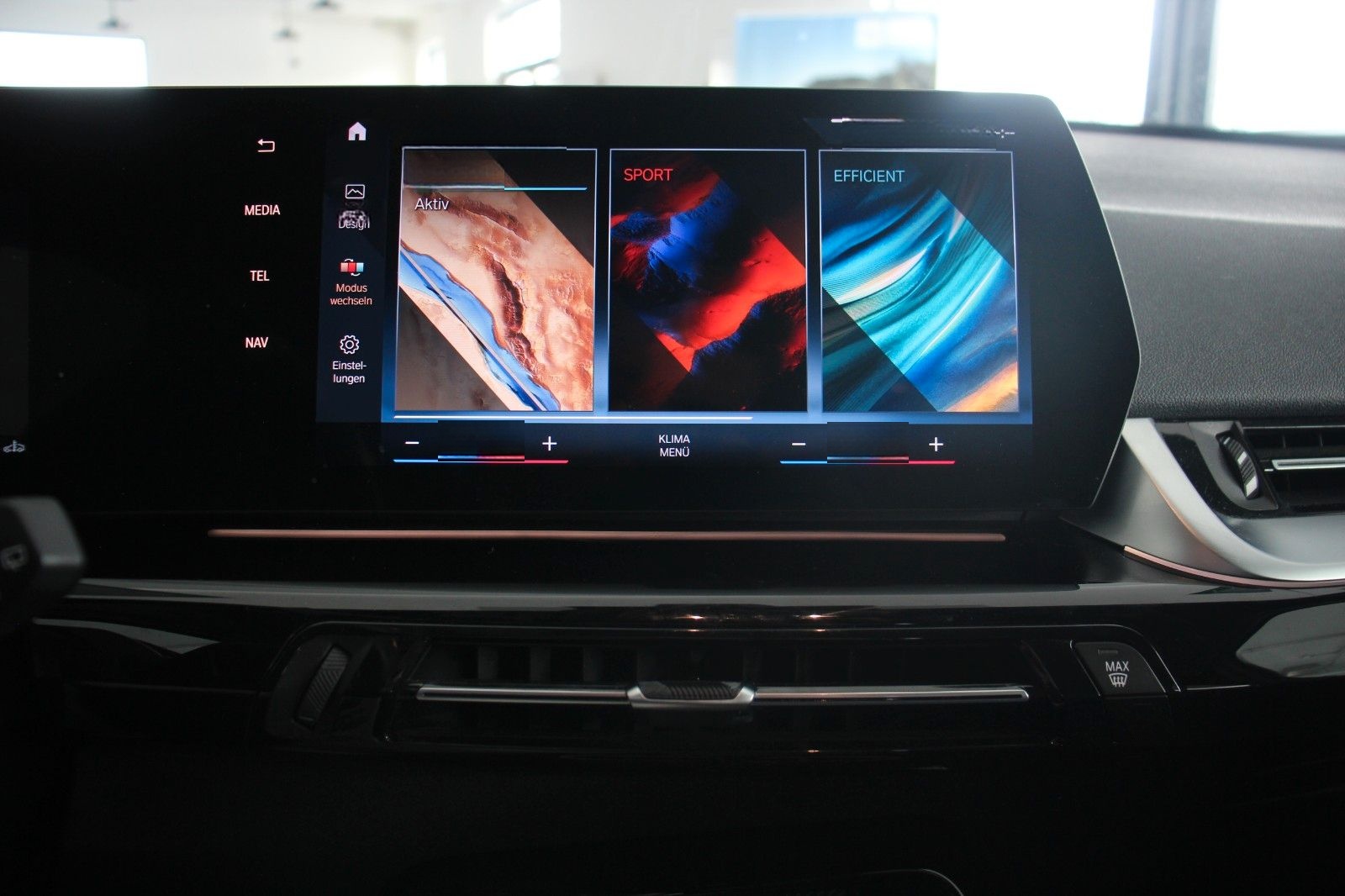 BMW X1 sDrive18d (U11) *A-LED*Kamera*SHZ*Keyless foto 24