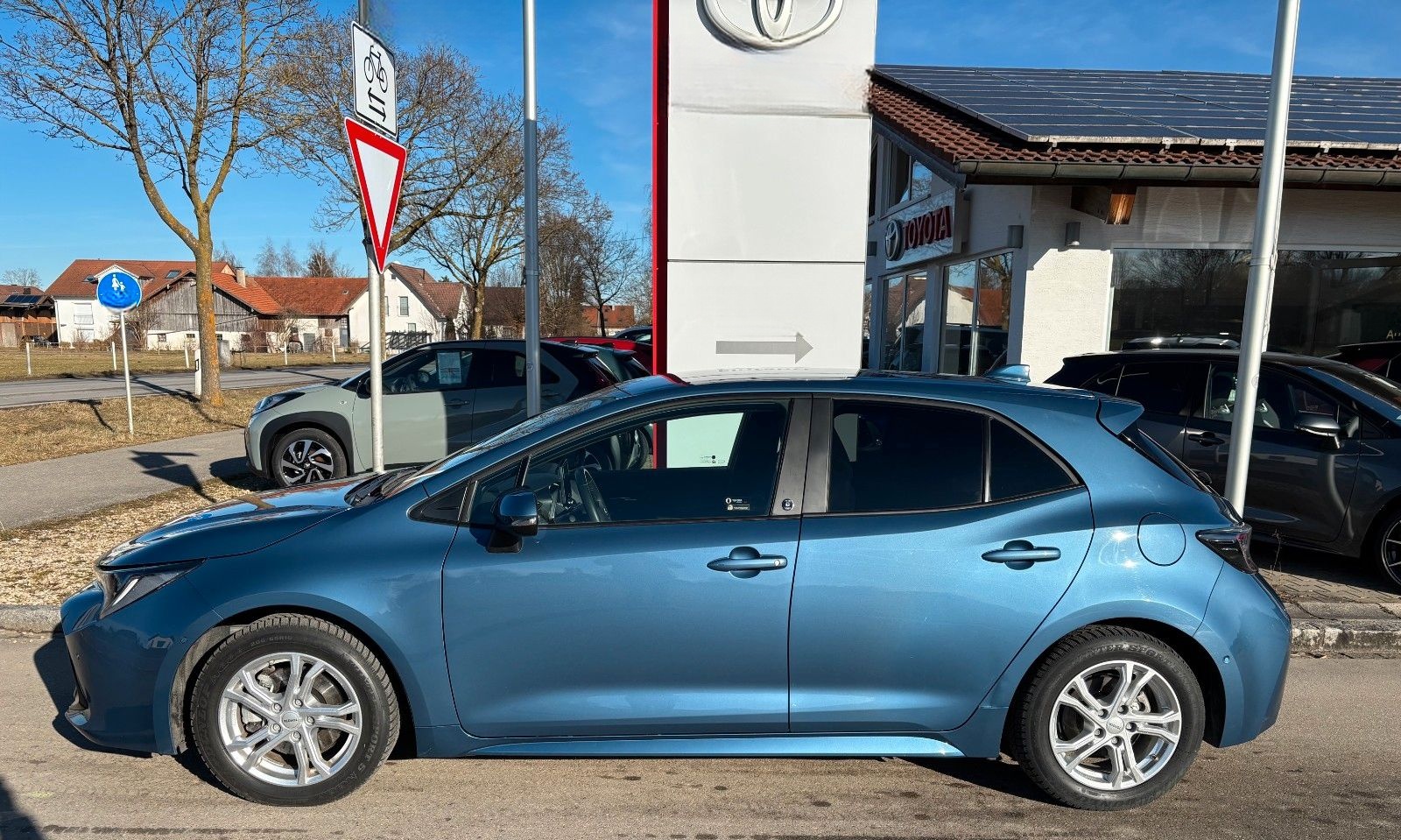 Toyota Corolla 2.0 Hybrid Team D *CarPlay,SHZ,Kamera* foto 3