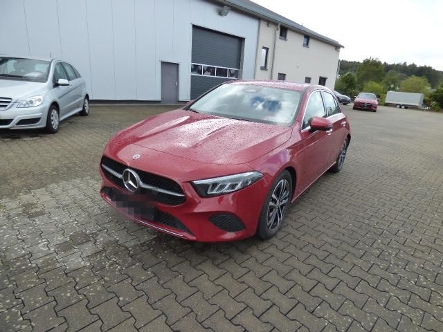 Mercedes-Benz A 200 Progressive Advanced Plus Anhängerkupplung foto 3