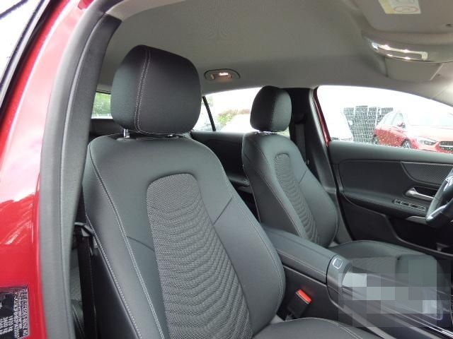 Mercedes-Benz A 200 Progressive Advanced Plus Anhängerkupplung foto 9
