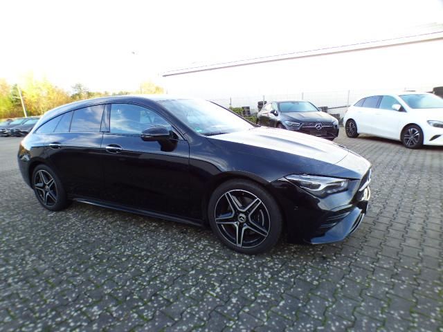 Mercedes-Benz CLA 200 Shooting Brake Night Totwinkel Verkehrs. foto 12