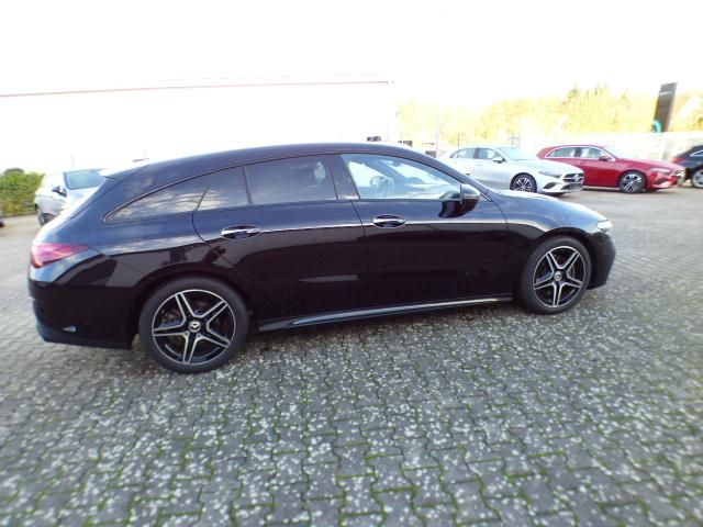 Mercedes-Benz CLA 200 Shooting Brake Night Totwinkel Verkehrs. foto 15
