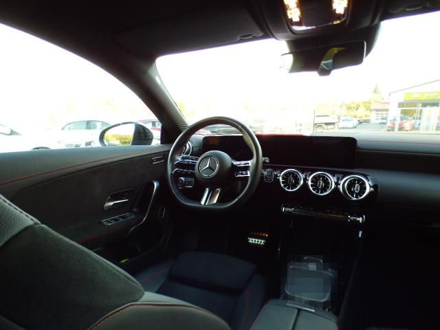 Mercedes-Benz CLA 200 Shooting Brake Night Totwinkel Verkehrs. foto 21