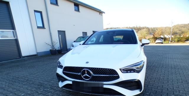 Mercedes-Benz CLA 180 Shooting Brake AMG Prem. Pano AHK Memory foto 5