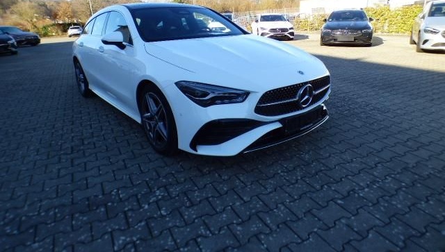 Mercedes-Benz CLA 180 Shooting Brake AMG Prem. Pano AHK Memory foto 8