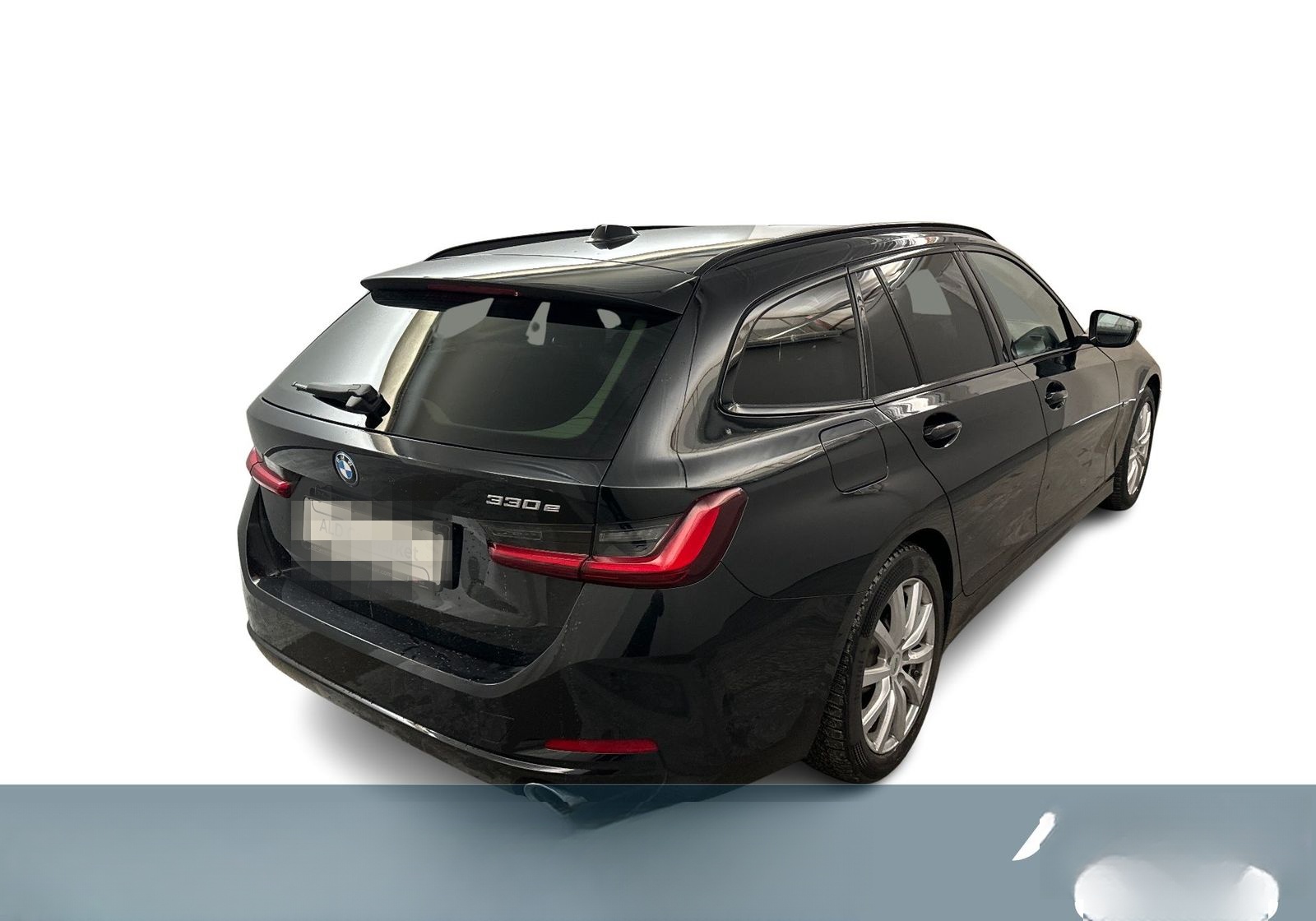 BMW 330 - 330e Touring Aut. foto 2