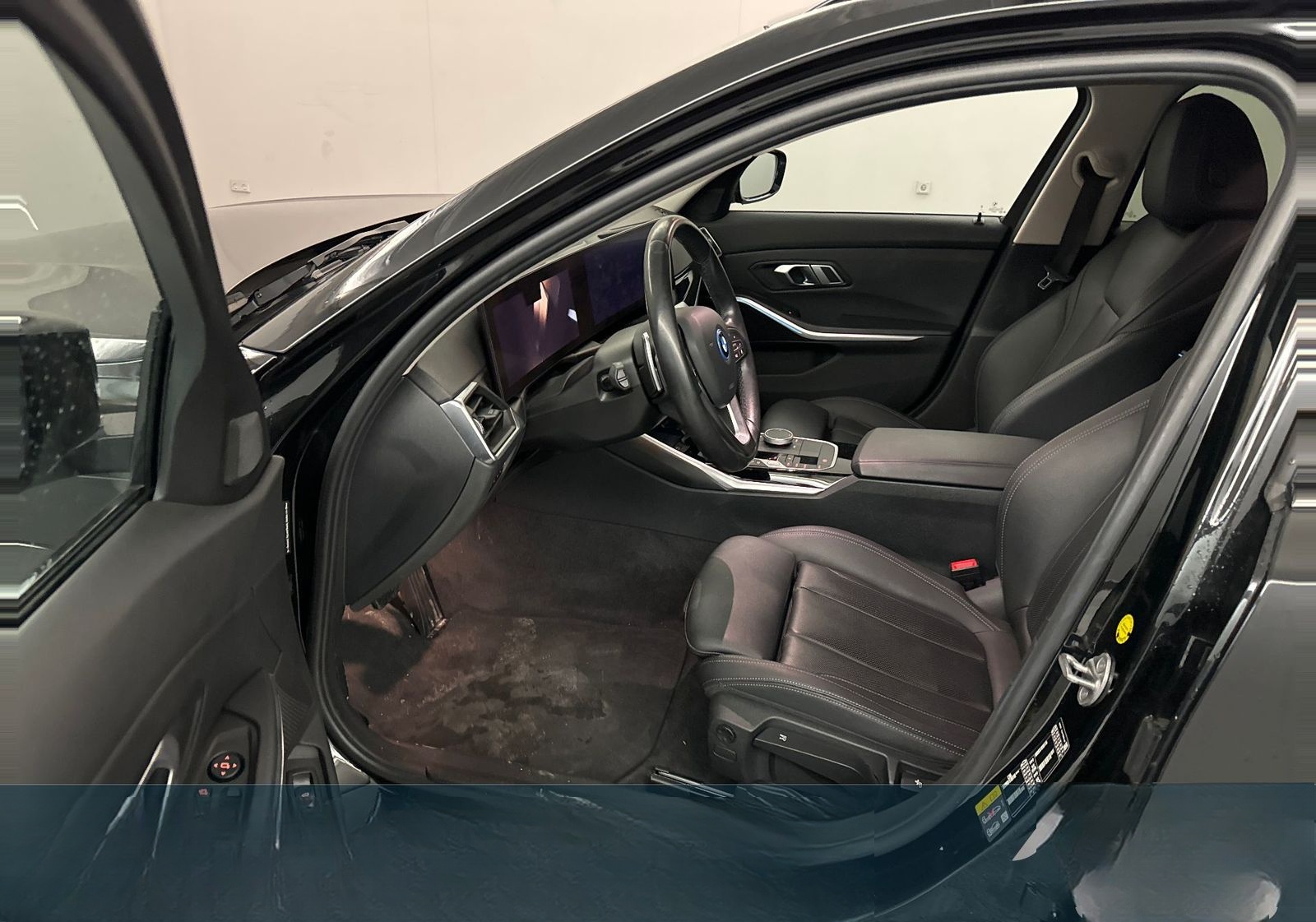 BMW 330 - 330e Touring Aut. foto 9