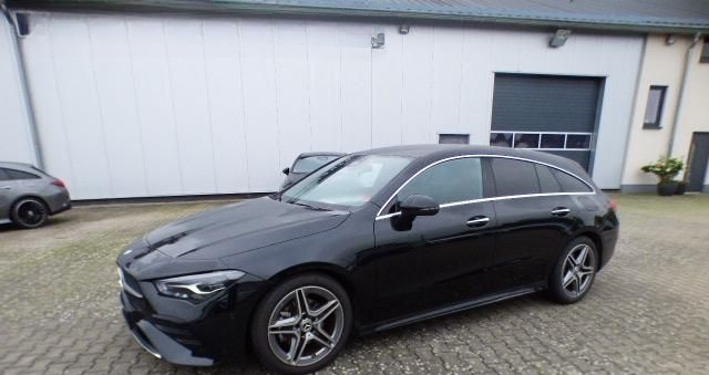 Mercedes-Benz CLA 180 Shooting Brake AMG Premium Leder Sound foto 2
