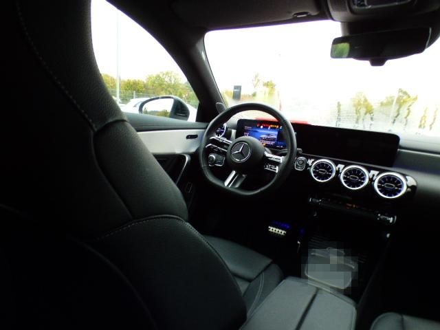 Mercedes-Benz CLA 180 Shooting Brake AMG Premium Leder Sound foto 13