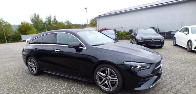 Mercedes-Benz CLA 180 Shooting Brake AMG Premium Leder Sound foto 7