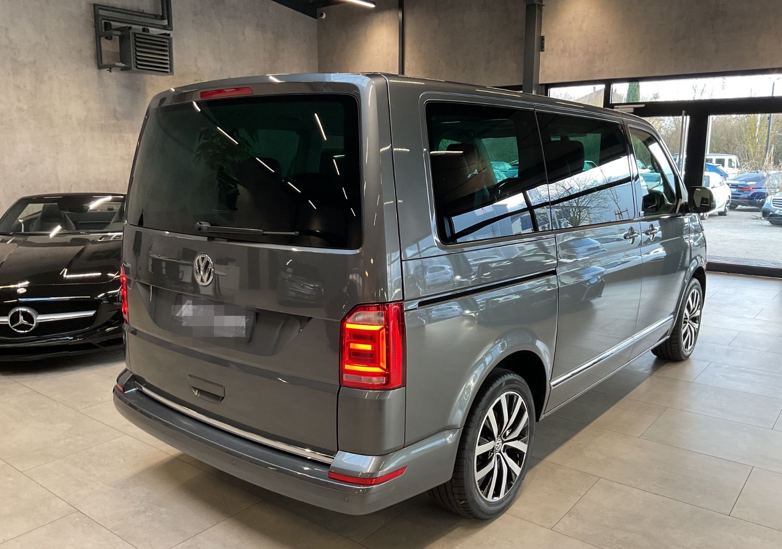 Volkswagen T6 Multivan Generation Six LED Leder Navi SD 18" foto 4