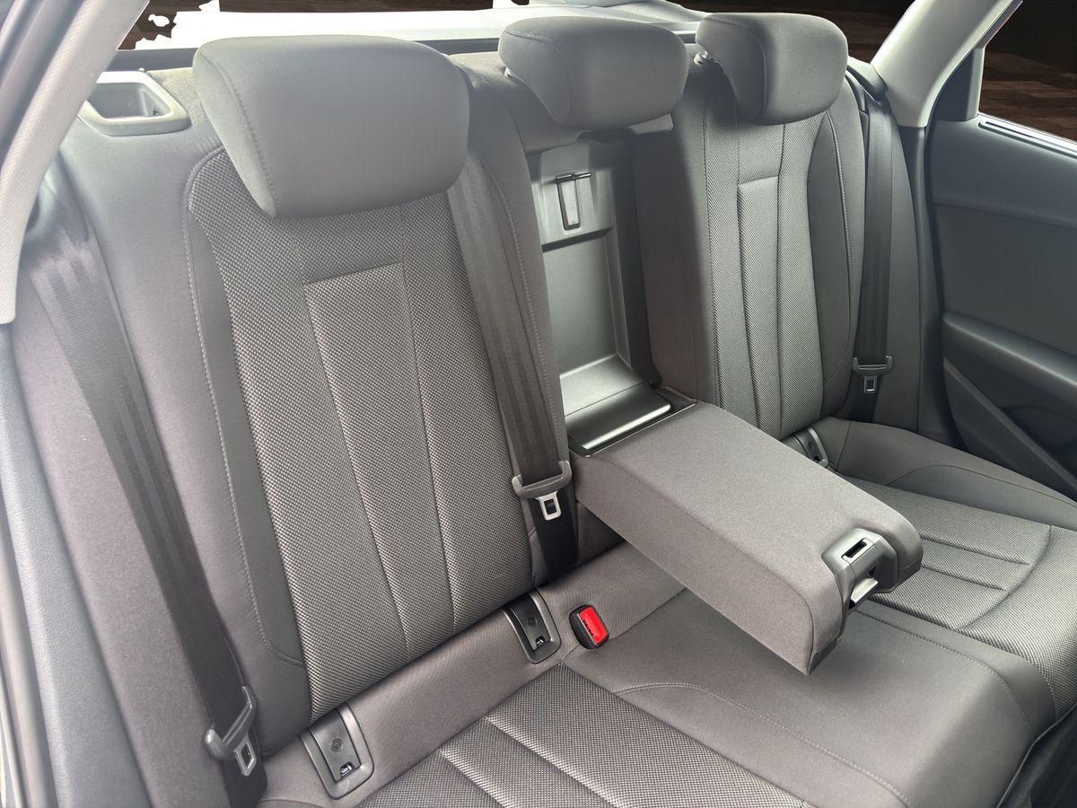 Audi A4 Avant 2.0 TDI advanced AHK NAVI ACC PDC foto 13