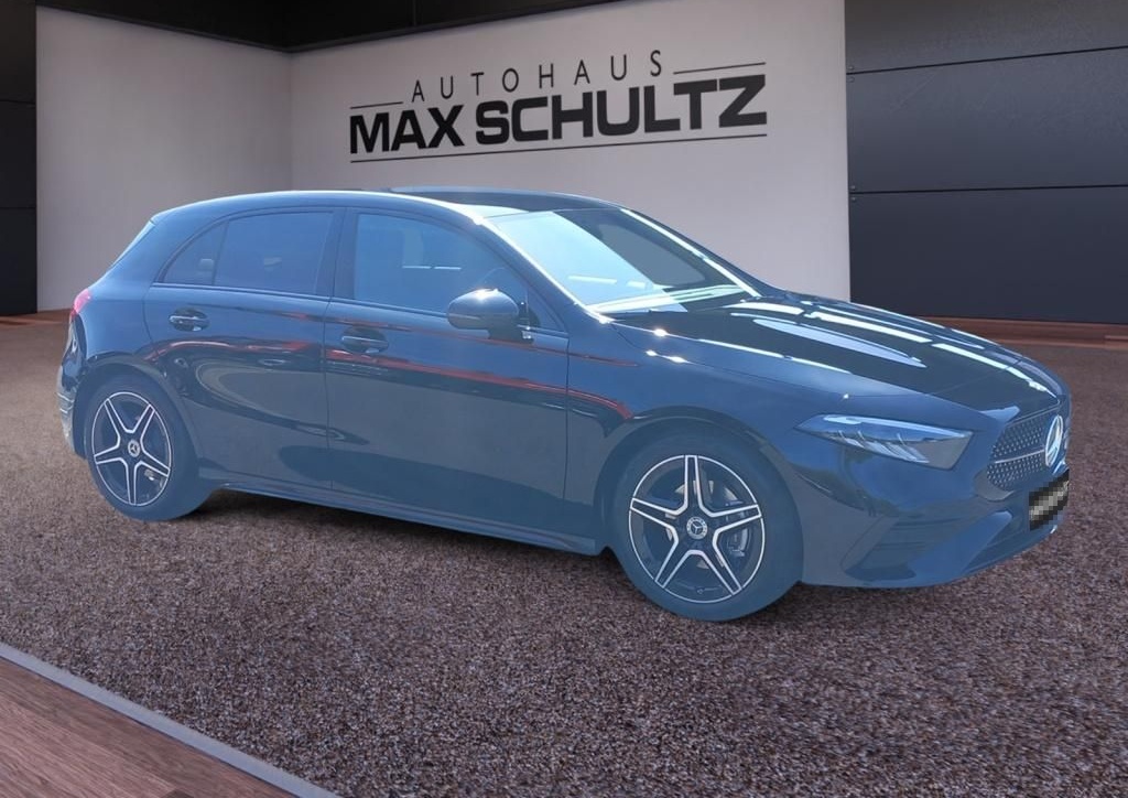 Mercedes-Benz A 180 Kompaktlimousine AMG Line*Night Paket*LED foto 3