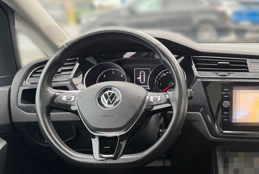 Volkswagen Touran 2.0 TDI SCR UNITED foto 12