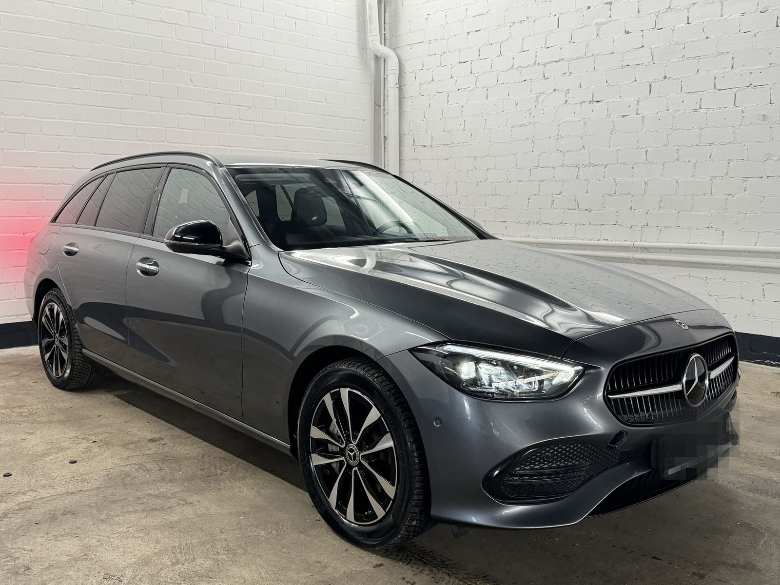 Mercedes-Benz C 300 e T 9G-TRONIC Avantgarde | DISTRONIC PLUS foto 3