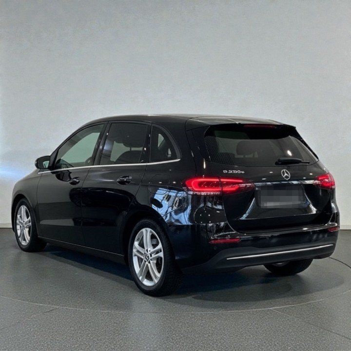 Mercedes-Benz B 250 e Style Automatik - Navi/ Kamera/ AHK foto 4