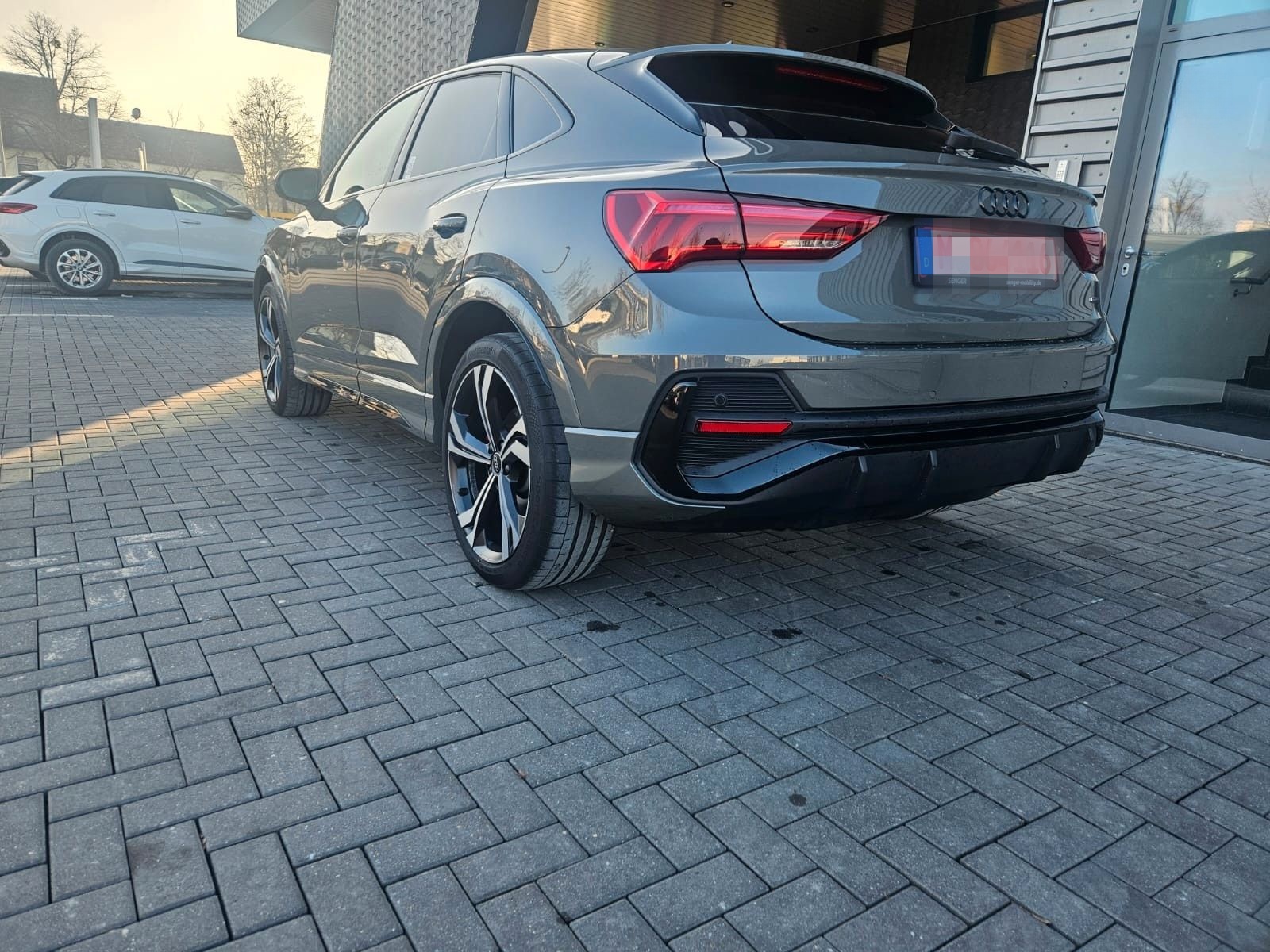 Audi Q3 Sportback 40 TDI qu S line EDITION FULL foto 3