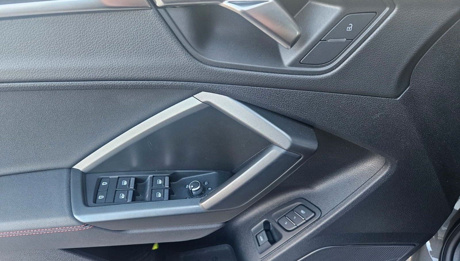 Audi Q3 Sportback 40 TDI qu S line EDITION FULL foto 7