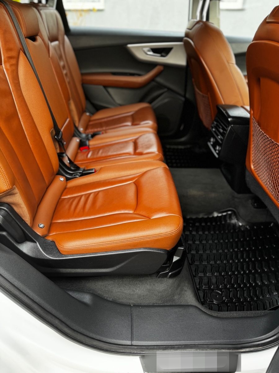 Audi Q7 45 TDI quattro basis foto 13