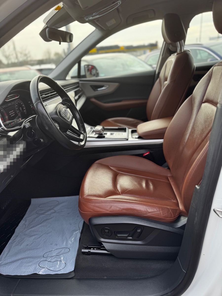 Audi Q7 45 TDI quattro basis foto 16