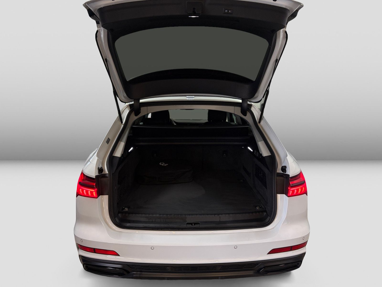 Audi A6 Avant 55 TFSIe quattro S line AHK HUD B&O Pan foto 12