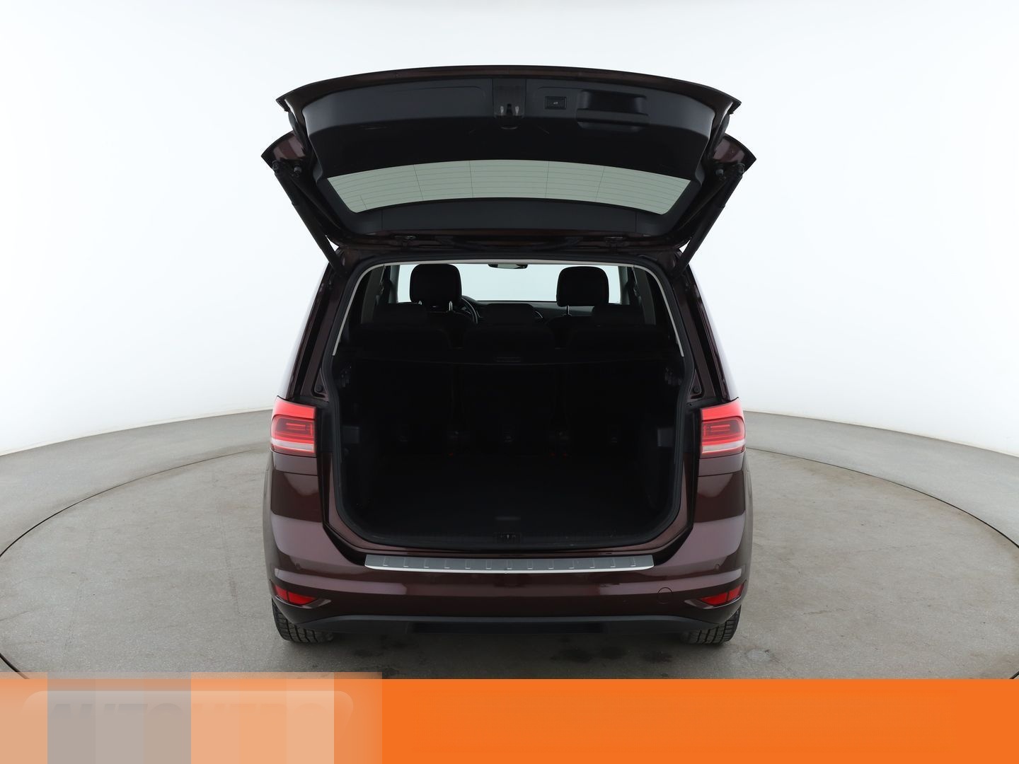 Volkswagen Touran 1.5 TSI ACT Highline BM Aut.*NAV*LED*ACC* foto 17