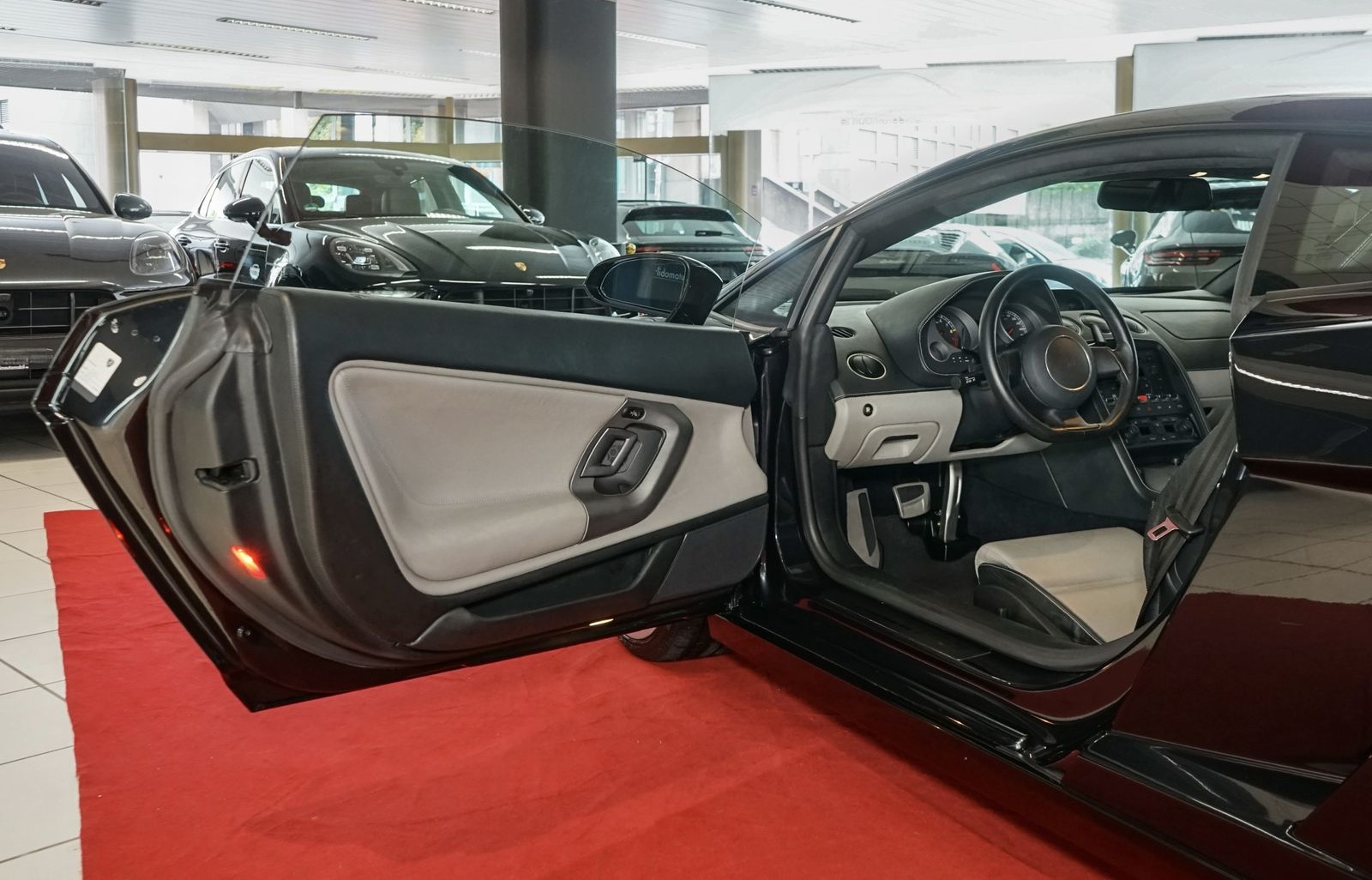 Lamborghini Gallardo BRD Fzg. 2.HAND 5.0 v10 schwarz Nero  foto 18