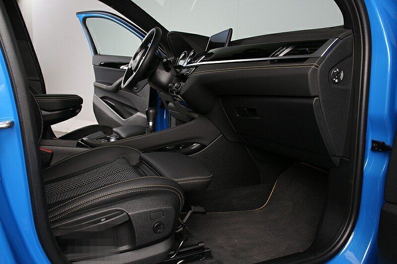 BMW X2 sDrive18i M Sport LED DAB Navi Parkass foto 6