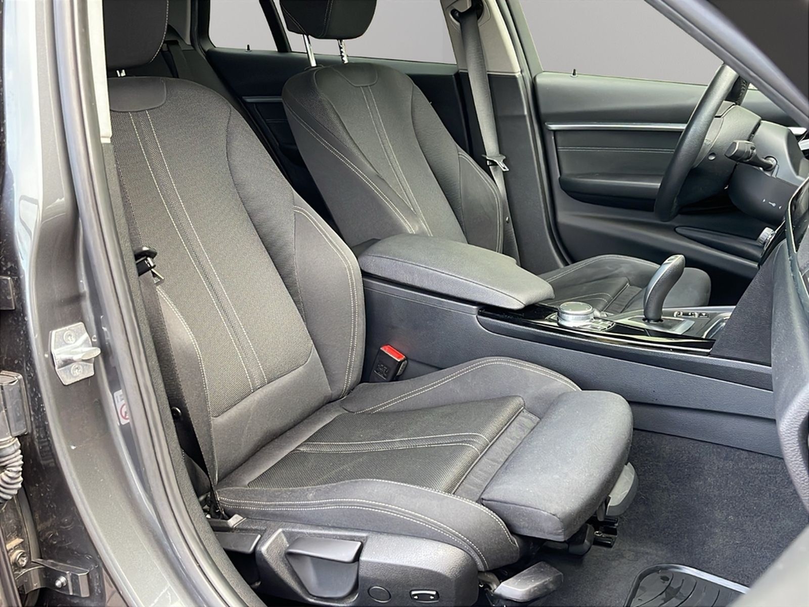 BMW 340 i TOURING SPORT AUTOMAT. SCHECKHEFT GARANTIE foto 19